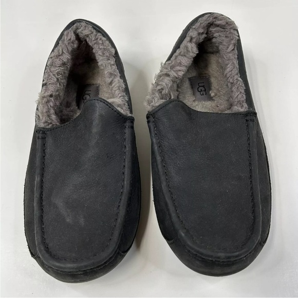UGG Men’s Slippers Shoes Size 9 Ascot Matte Black 1103889 #1030 main image 10